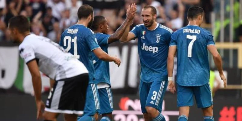 Tìm hiểu phong độ và bối cảnh trận đấu Parma vs Juventus