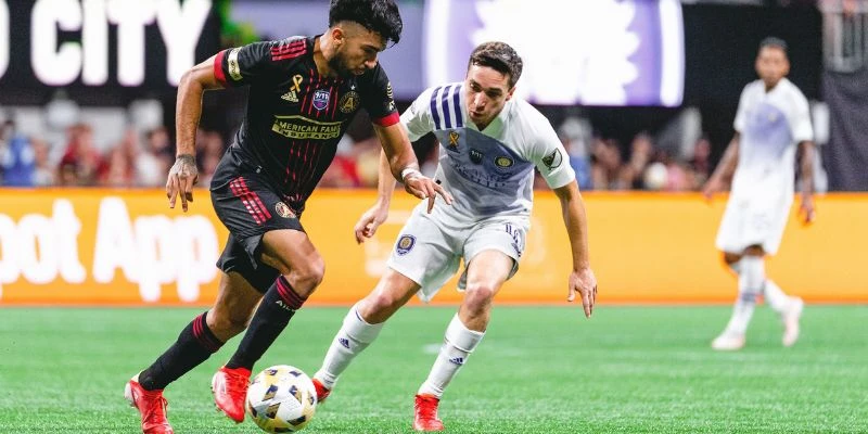 Diễn biến lực lượng và phong độ hai đội trước cuộc đối đầu