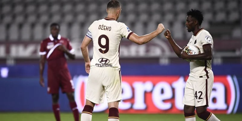 Nhận định phong độ và các yếu tố bối cảnh ảnh hưởng đến trận đấu